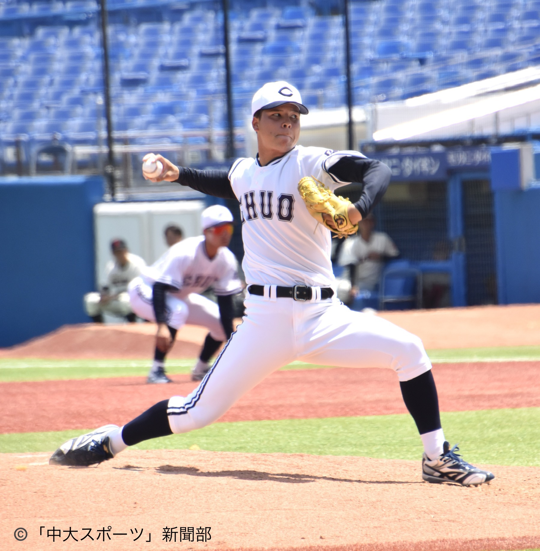 浦和学院高校野球部 甲子園レギュラー選手用グランドコート - ウェア