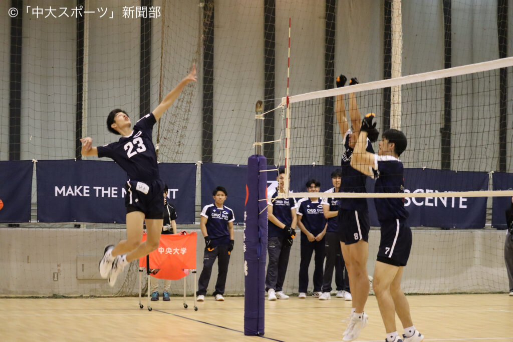 石川祐希石川祐希 中央大学バレー部練習着Tシャツ S号 - ウェア